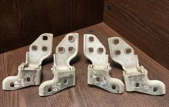 Fiat Ducato Front door hinge set 1350621080 1350632080