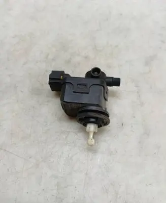 Nissan Almera Tino Headlight level adjustment motor 26056BU000 26056 BU000