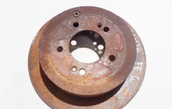 Hyundai Santa Fe Rear brake disc neventiliuojamas