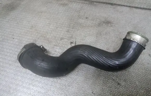 Audi A4 S4 B7 8E 8H Intercooler hose/pipe
