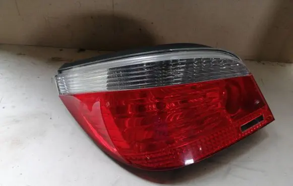 BMW 5 E60 E61 Rear/tail lights 7165737
