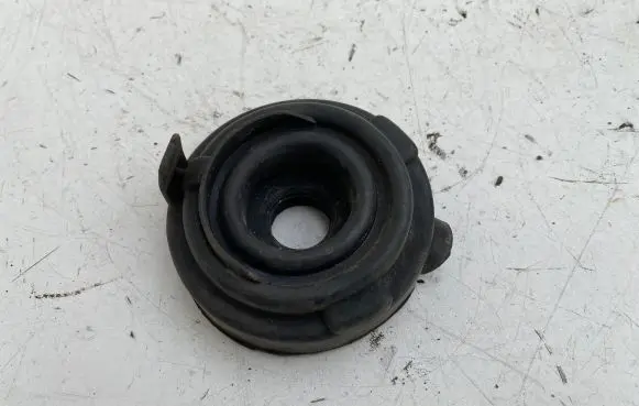 Toyota Corolla E90 Headlight/headlamp dust cover