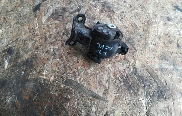 Honda Jazz Engine mount bracket