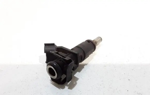 Mini One - Cooper Coupe R56 Fuel injector 7528176