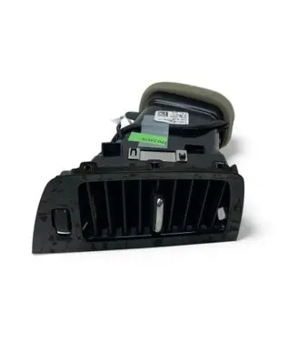 Volvo XC90 Dash center air vent grill 31363714