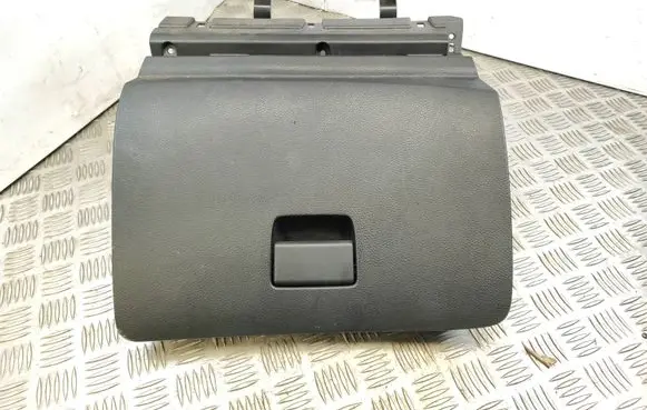 Nissan Pulsar Glove box set 689P1 PPT12