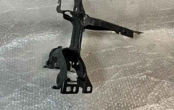 BMW 3 G20 G21 Headlight/headlamp mounting bracket 7422293 A340202