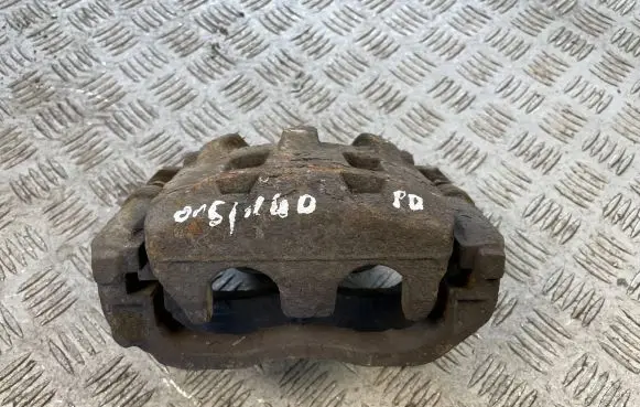 Subaru Outback (BS) Front brake caliper