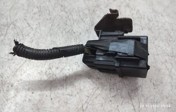Ford Mondeo MK V Fuse module