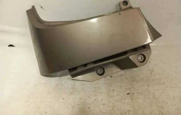 Nissan Primera Rear/tail light trim molding 78127AU200 3051P010