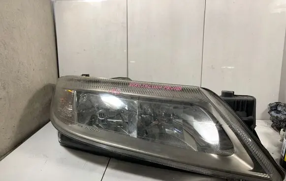 Renault Laguna II Headlight/headlamp 8200163326