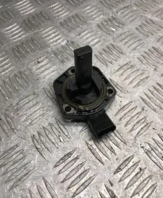 Volkswagen PASSAT B5.5 Oil level sensor 1J0907660B 6PR00807902