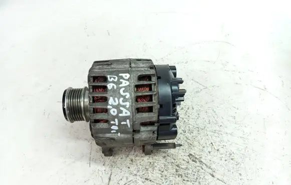 Volkswagen Golf VI Generator/alternator 03L903023E 209017065 2G05717A