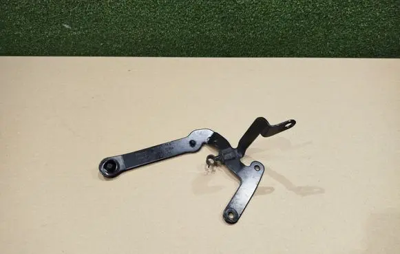 Volkswagen Crafter Engine mounting bracket 2N0121079CA 0264320 2H0121068C