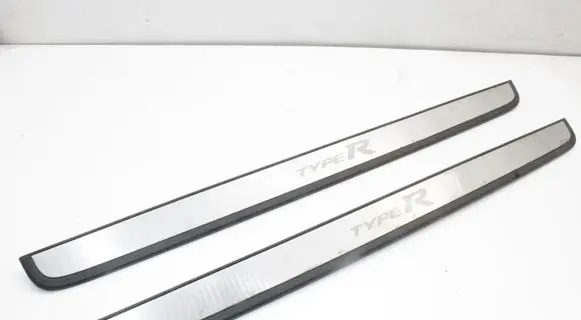 Honda Civic sill trim set (inner) 84252SMRZE00220