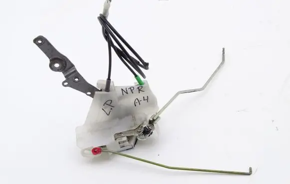 Isuzu N Series Front door lock