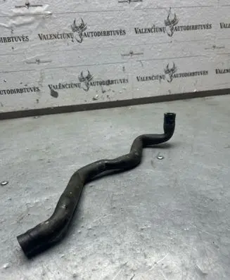 Engine coolant pipe/hose