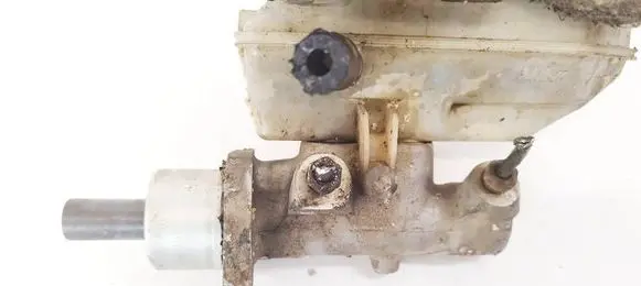 Nissan Micra Master brake cylinder