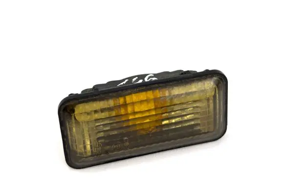 Volkswagen Golf III Front fender indicator light 1H0949117B