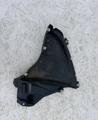 BMW 5 G30 G31 G38 Front wheel arch liner splash guards 8082211