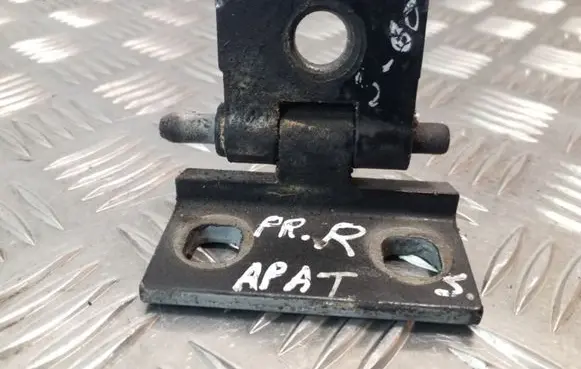 Volvo S60 Front door lower hinge 