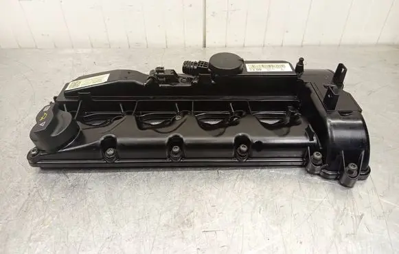 Mercedes-Benz C W204 Rocker cam cover A6510101230 651900 6510107309
