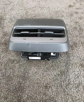 Tesla Model Y USB socket connector 154612900D 113737300A