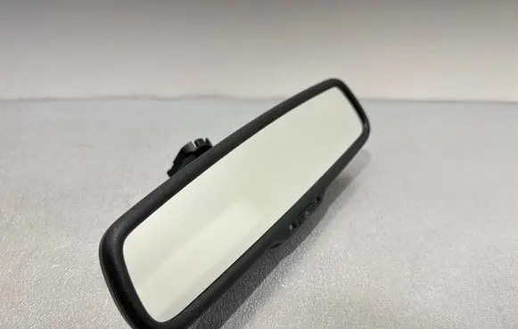Dodge Caliber Rear view mirror (interior) E11015892 04805572AC