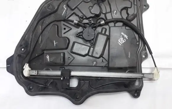 Mazda 5 Sliding door window regulator with motor c2357397x