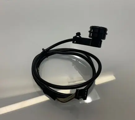Mercedes-Benz E W211 AUX in-socket connector 