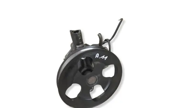 Mitsubishi Carisma Power steering pump 