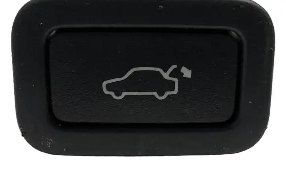 Volvo V70 Tailgate/boot open switch button 31264960AA
