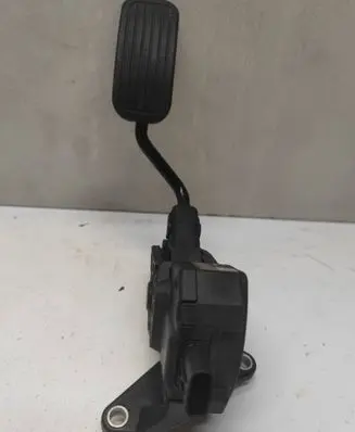 Toyota Corolla E210 E21 Accelerator throttle pedal 7811002191 31802591509 22136C2