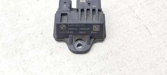 BMW 1 F20 F21 Glow plug pre-heat relay 857008702 0522120103 130613