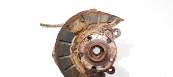 Volkswagen Touran I Front wheel hub
