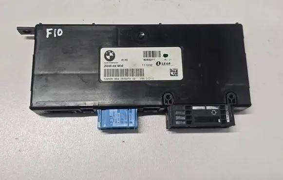 BMW 5 F10 F11 Gateway control module 9243211 111232