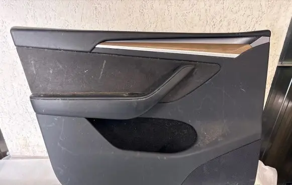 Tesla Model Y Front door card panel trim 1897294-00-B