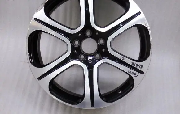 Mercedes-Benz E W213 R19 alloy rim 