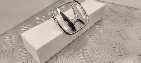 Honda Accord Manufacturers badge/model letters 75701TL0E001