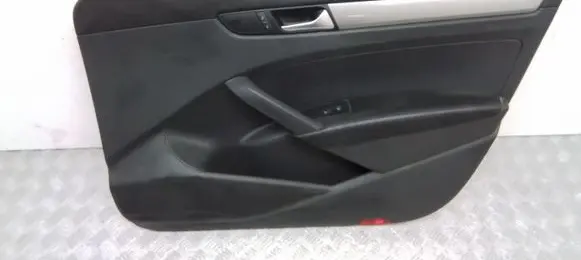 Volkswagen PASSAT B7 USA Front door card panel trim 561867012