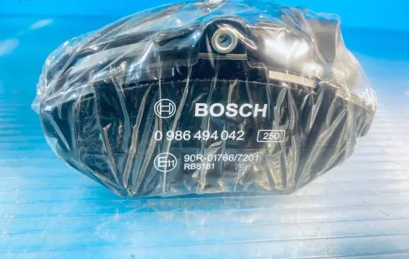Audi A4 S4 B6 8E 8H Brake pads (front) 0986494042 90R01766 8E0698151B