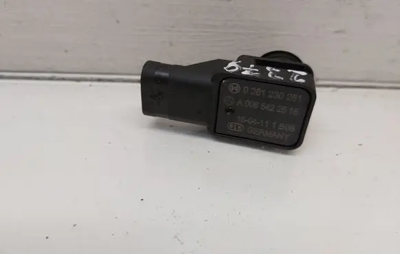 Mercedes-Benz B W246 W242 Sensor A0065422518
