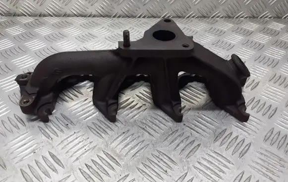 Renault Megane II Exhaust manifold