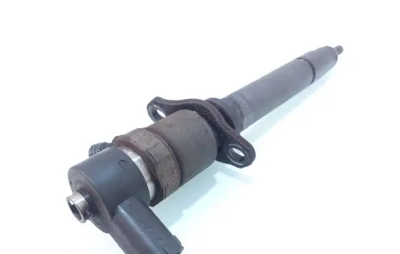 Volvo S60 Fuel injector 8658352 0445110078