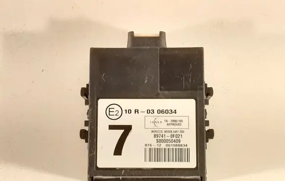 Toyota Verso Door control unit/module 897410F021 S000050409 0603B1A