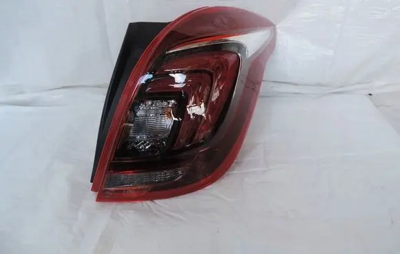 Opel Mokka X Rear/tail lights 42619628