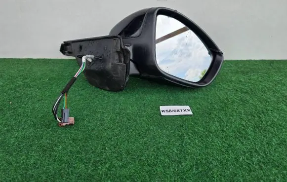 Citroen C3 Front door wing mirror part 232637154