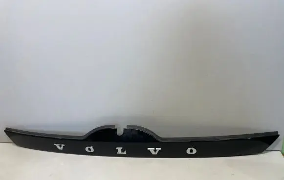 Volvo V60 Trunk door license plate light bar 31391293 31391292 31391291