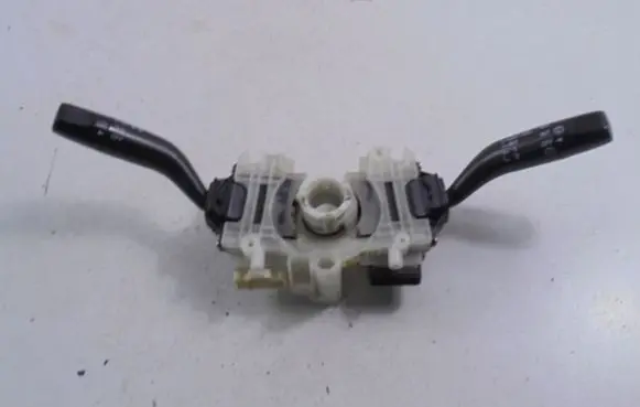 Mazda Premacy Wiper turn signal indicator stalk/switch GE6T17B366