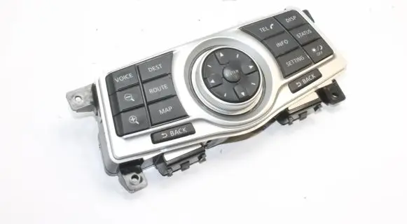 Nissan 370Z A set of switches 1EM1A